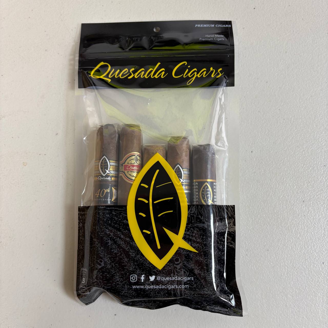 Quesada Robusto Sampler